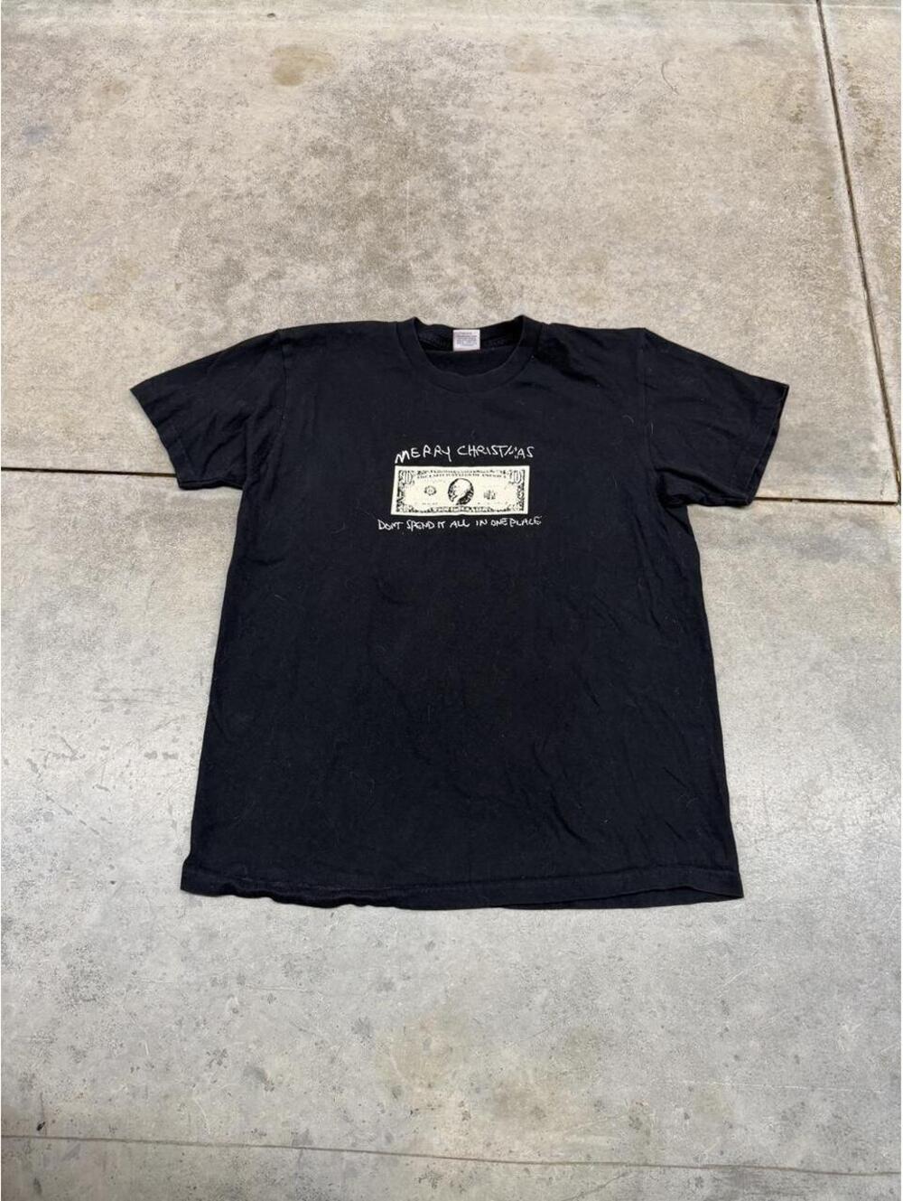 supreme merry christmas dont spent it all in one place 10 dollar shirt medium